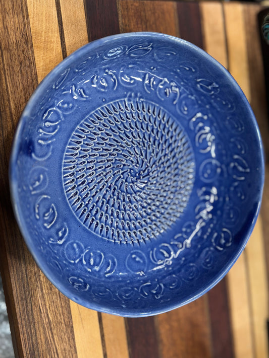 Blue Garlic Grater Bowl